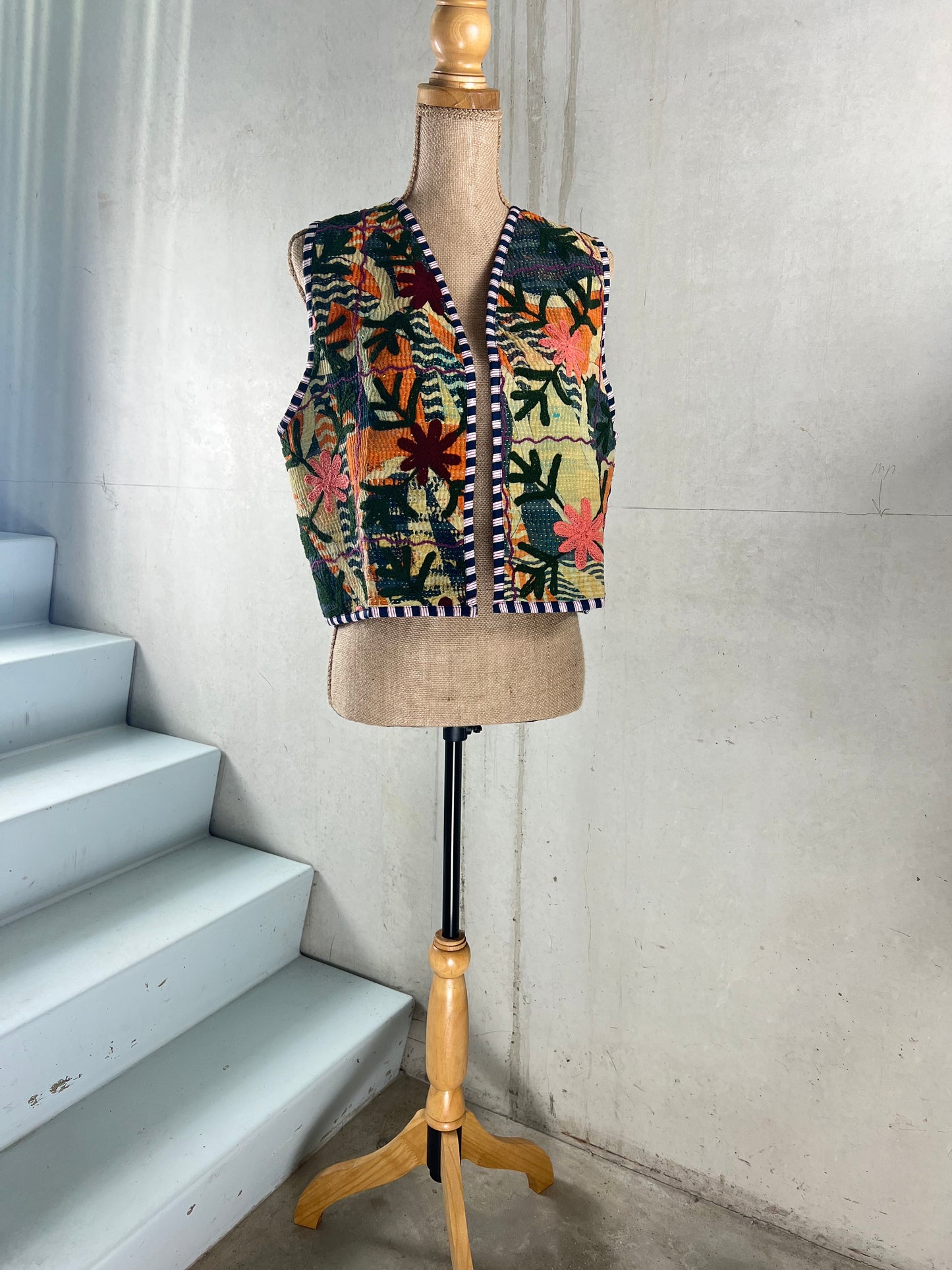 VEST * GRO KANTHA VEST Ilana * Sissel Edelbo x Loulàlà Atelier