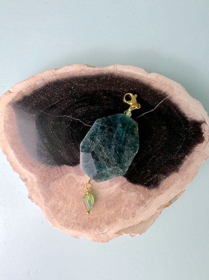 Rhapsody in Grey and Green * PENDANT