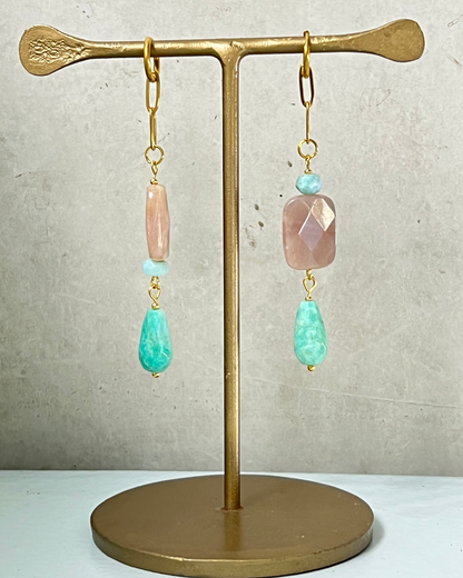 Rosebud & Pearl Earrings * gold-toned